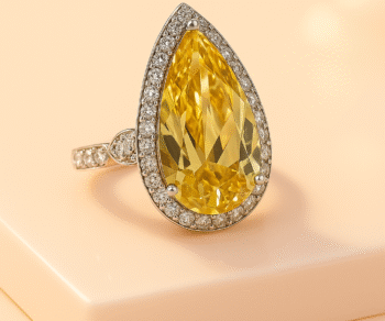 Soltira Teardrop Ring